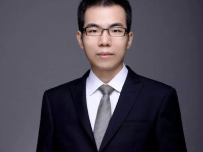 李欣莳因与外国人不当交往遭开除：校园纪律红线不容触碰